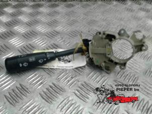 Gebruikte Pinker Schakelaar Mercedes C (W202) 2.8 C-280 V6 18V Prijs € 42,00 Margeregeling aangeboden door Autosloperij Pieper BV