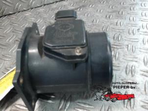 Gebruikte Luchtmassameter Nissan Primera (P11) 2.0 SRi 16V Prijs € 47,25 Margeregeling aangeboden door Autosloperij Pieper BV