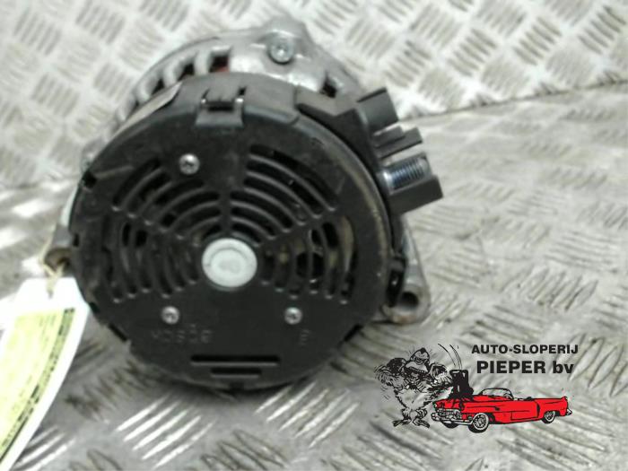Gebruikte Dynamo Peugeot 306 Break (7E) 1.9 D,XND Prijs € 36,75 Margeregeling aangeboden door Autosloperij Pieper BV