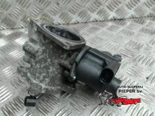 Gebruikte EGR Klep Volkswagen Transporter T5 2.5 TDi PF Prijs € 78,75 Margeregeling aangeboden door Autosloperij Pieper BV