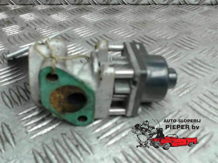 Gebruikte Uitlaat gasklep (EGR) Suzuki Alto (RF410) 1.1 16V Prijs € 26,25 Margeregeling aangeboden door Autosloperij Pieper BV