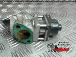 Gebruikte EGR Klep Suzuki Alto (RF410) 1.1 16V Prijs € 26,25 Margeregeling aangeboden door Autosloperij Pieper BV