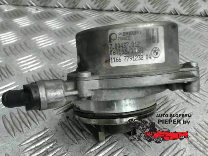 Gebruikte Videpomp (Diesel) BMW 3 serie (E90) 330Xd 24V Prijs € 52,50 Margeregeling aangeboden door Autosloperij Pieper BV