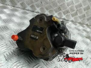 Gebruikte Hogedrukpomp BMW 3 serie (E90) 330Xd 24V Prijs € 157,50 Margeregeling aangeboden door Autosloperij Pieper BV