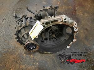 Gebruikte Versnellingsbak Volkswagen Golf III (1H1) 1.6 i Prijs € 262,50 Margeregeling aangeboden door Autosloperij Pieper BV
