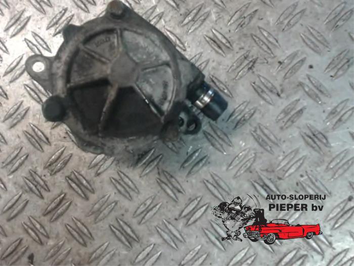 Gebruikte Vacuumpomp (Diesel) BMW 3 serie (E46/4) Prijs € 52,50 Margeregeling aangeboden door Autosloperij Pieper BV