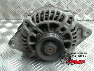 Gebruikte Dynamo Kia Carens II (FJ) 1.8i 16V Prijs € 42,00 Margeregeling aangeboden door Autosloperij Pieper BV