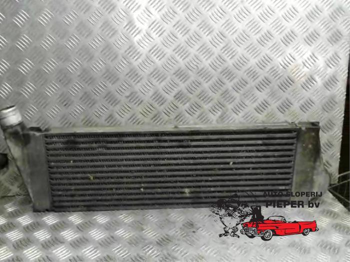 Gebruikte Intercooler Renault Megane II (BM/CM) 1.5 dCi 85 Prijs € 36,75 Margeregeling aangeboden door Autosloperij Pieper BV