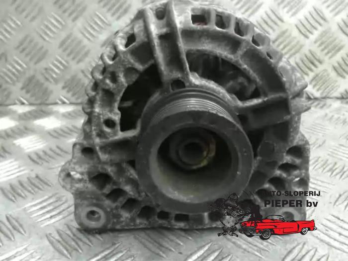 Gebruikte Dynamo Seat Arosa (6H1) 1.0 MPi Prijs € 36,75 Margeregeling aangeboden door Autosloperij Pieper BV