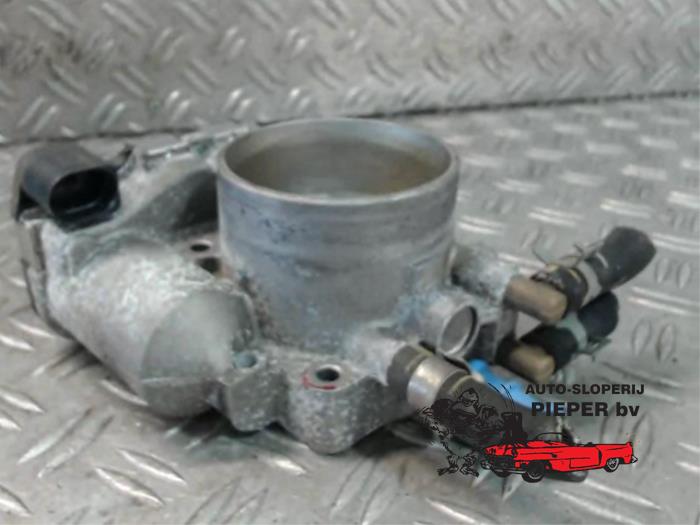 Gebruikte Gasklephuis Audi A6 Avant (C5) 2.4 V6 30V Prijs € 47,25 Margeregeling aangeboden door Autosloperij Pieper BV