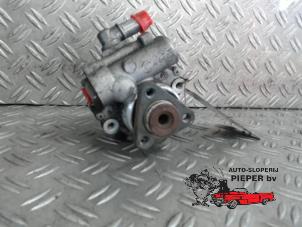 Gebruikte Stuurpomp Audi A6 Avant (C5) 2.4 V6 30V Prijs € 52,50 Margeregeling aangeboden door Autosloperij Pieper BV