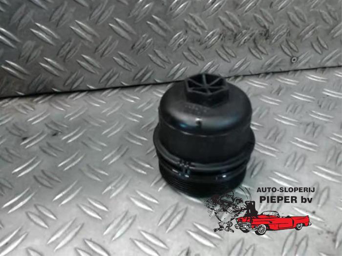 Gebruikte Oliedop Fiat Fiorino (225) 1.3 JTD 16V Multijet Prijs € 10,50 Margeregeling aangeboden door Autosloperij Pieper BV