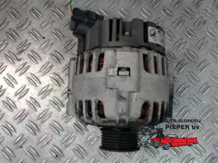 Dynamo van een Peugeot 206 (2A/C/H/J/S) 1.4 XR,XS,XT,Gentry 1999