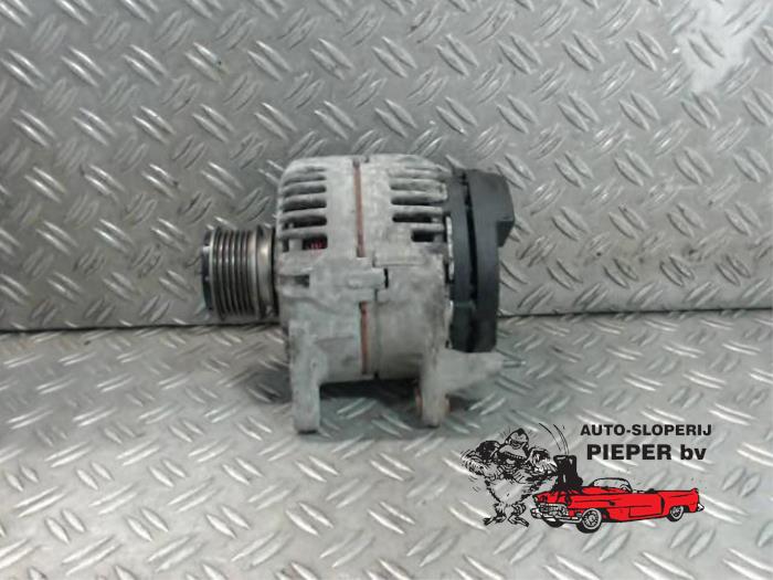 Gebruikte Dynamo Seat Inca (6K9) 1.9 SDI Prijs € 36,75 Margeregeling aangeboden door Autosloperij Pieper BV