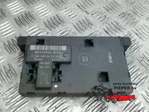 Gebruikte Sam module Mercedes C Sportcoupé (C203) 2.0 C-180 16V Prijs € 36,75 Margeregeling aangeboden door Autosloperij Pieper BV