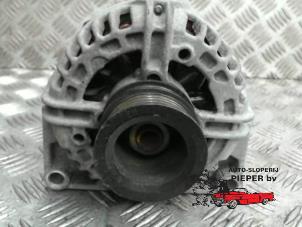 Gebruikte Dynamo Opel Meriva 1.6 16V Prijs € 52,50 Margeregeling aangeboden door Autosloperij Pieper BV