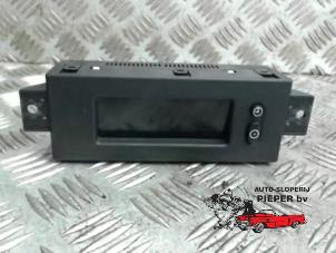 Gebruikte Display Interieur Opel Meriva 1.6 16V Prijs € 36,75 Margeregeling aangeboden door Autosloperij Pieper BV