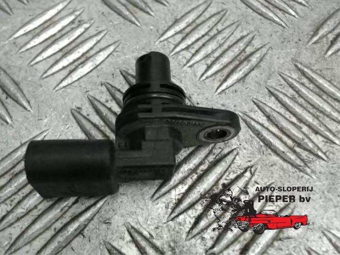 Gebruikte Nokkenas Sensor Volkswagen Polo IV (9N1/2/3) 1.4 16V Prijs € 21,00 Margeregeling aangeboden door Autosloperij Pieper BV