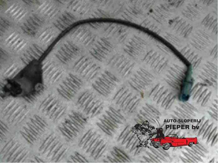 Gebruikte Nokkenas Sensor Fiat Stilo (192A/B) 2.4 20V Abarth 3-Drs. Prijs € 26,25 Margeregeling aangeboden door Autosloperij Pieper BV
