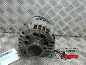 Gebruikte Alternator Renault Kangoo Express (FC) 1.5 dCi 65 Prijs € 52,50 Margeregeling aangeboden door Autosloperij Pieper BV