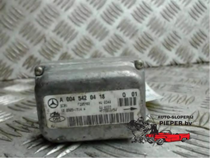 Gebruikte Esp computer Mercedes SLK (R171) 1.8 200 K 16V Prijs € 36,75 Margeregeling aangeboden door Autosloperij Pieper BV