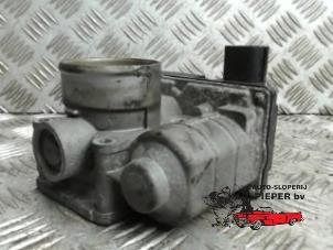 Gebruikte Gasklephuis Nissan Primera Wagon (W12) 1.8 16V Prijs € 57,75 Margeregeling aangeboden door Autosloperij Pieper BV