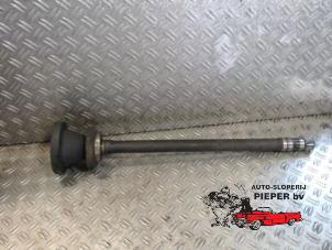 Gebruikte Cardanas rechts-voor (VWA) Mercedes Vito (638.1/2) 2.2 CDI 108 16V Prijs € 42,00 Margeregeling aangeboden door Autosloperij Pieper BV