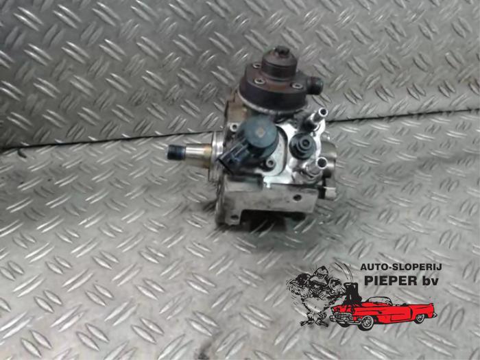 Gebruikte Dieselpomp Peugeot Expert (G9) 1.6 HDi 90 Prijs € 157,50 Margeregeling aangeboden door Autosloperij Pieper BV