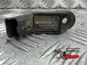 Gebruikte Map Sensor (inlaatspruitstuk) Peugeot 207/207+ (WA/WC/WM) 1.6 16V RC Turbo Prijs € 26,25 Margeregeling aangeboden door Autosloperij Pieper BV