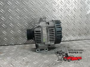 Gebruikte Alternator Renault Clio II (BB/CB) 1.4 16V Si Prijs op aanvraag aangeboden door Autosloperij Pieper BV