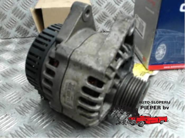 Gebruikte Alternator Citroen Jumpy (BS/BT/BY/BZ) 2.0 HDi 90 Prijs € 36,75 Margeregeling aangeboden door Autosloperij Pieper BV