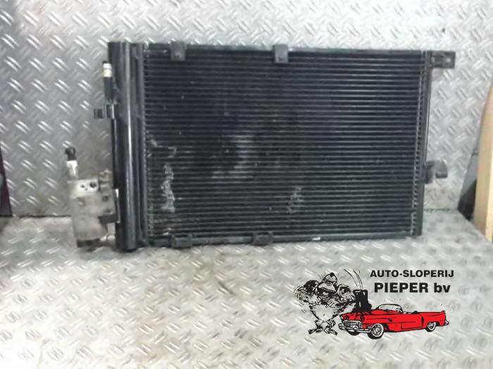Gebruikte Airco Condensor Opel Zafira (F75) 1.8 16V Prijs € 36,75 Margeregeling aangeboden door Autosloperij Pieper BV