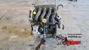 Gebruikte Motor Renault Scénic II (JM) 1.6 16V Prijs € 393,75 Margeregeling aangeboden door Autosloperij Pieper BV