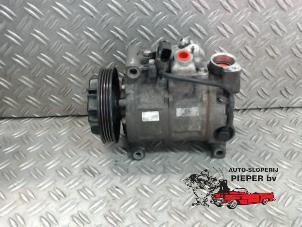 Gebruikte Pomp Airco Audi A4 Avant (B6) 2.5 TDI 24V Prijs € 105,00 Margeregeling aangeboden door Autosloperij Pieper BV