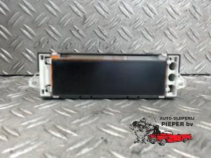 Gebruikte Display Interieur Peugeot Expert (G9) 1.6 HDi 90 Prijs op aanvraag aangeboden door Autosloperij Pieper BV