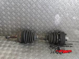 Gebruikte Cardanas rechts-voor (VWA) Mercedes Vito (638.0) 2.2 CDI 108 16V Prijs op aanvraag aangeboden door Autosloperij Pieper BV