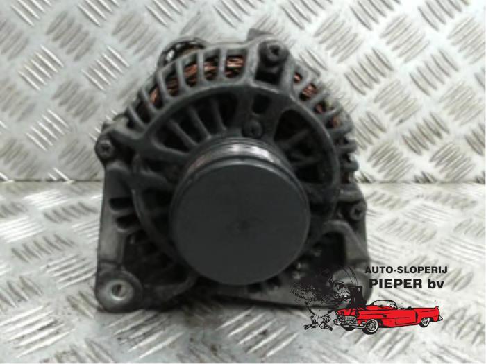 Gebruikte Dynamo Nissan Kubistar (F10) 1.5 dCi 65 Prijs € 42,00 Margeregeling aangeboden door Autosloperij Pieper BV