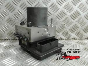 Gebruikte ABS Pomp Audi A4 Avant Quattro (B7) 2.0 TFSI 20V Prijs € 78,75 Margeregeling aangeboden door Autosloperij Pieper BV