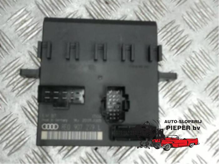 Gebruikte Bodycontrol Module Audi A4 Avant Quattro (B7) 2.0 TFSI 20V Prijs € 52,50 Margeregeling aangeboden door Autosloperij Pieper BV