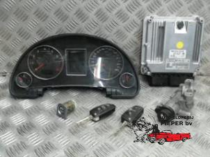 Gebruikte Computer Motormanagement Audi A4 Avant Quattro (B7) 2.0 TFSI 20V Prijs € 236,25 Margeregeling aangeboden door Autosloperij Pieper BV