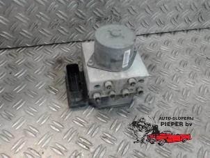 Gebruikte ABS Pomp Mini Mini (R56) 1.6 16V Cooper Prijs op aanvraag aangeboden door Autosloperij Pieper BV