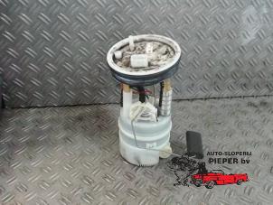 Gebruikte Benzinepomp Mini Mini (R56) 1.6 16V Cooper Prijs € 52,50 Margeregeling aangeboden door Autosloperij Pieper BV