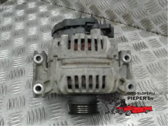 Gebruikte Dynamo Fiat Croma (194) 2.2 MPI 16V Prijs € 78,75 Margeregeling aangeboden door Autosloperij Pieper BV