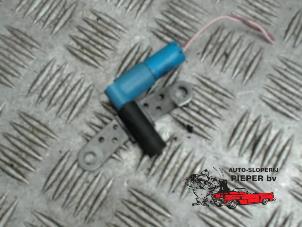 Gebruikte Krukas sensor Renault Twingo II (CN) 1.2 Prijs € 15,75 Margeregeling aangeboden door Autosloperij Pieper BV