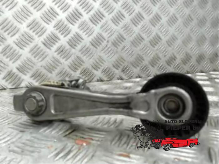 Spanner multiriem van een MINI Mini (R56) 1.6 16V Cooper 2007