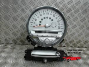 Gebruikte Kilometerteller KM Mini Mini (R56) 1.6 16V Cooper Prijs € 78,75 Margeregeling aangeboden door Autosloperij Pieper BV