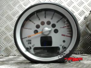 Gebruikte Toerenteller Mini Mini (R56) 1.6 16V Cooper Prijs € 52,50 Margeregeling aangeboden door Autosloperij Pieper BV