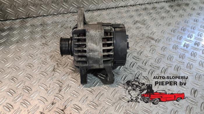 Gebruikte Dynamo Alfa Romeo 147 (937) 1.6 HP Twin Spark 16V Prijs € 42,00 Margeregeling aangeboden door Autosloperij Pieper BV