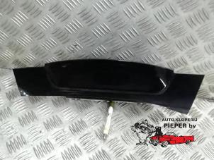 Gebruikte Display Interieur Honda Civic (FK/FN) 1.8i VTEC 16V Prijs € 52,50 Margeregeling aangeboden door Autosloperij Pieper BV