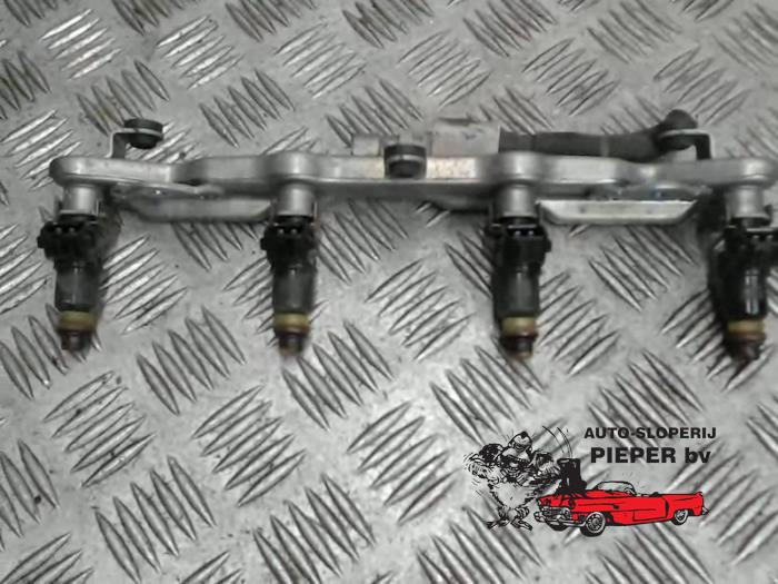 Gebruikte Common rail (Injectie) Honda Civic (FK/FN) 1.8i VTEC 16V Prijs € 78,75 Margeregeling aangeboden door Autosloperij Pieper BV